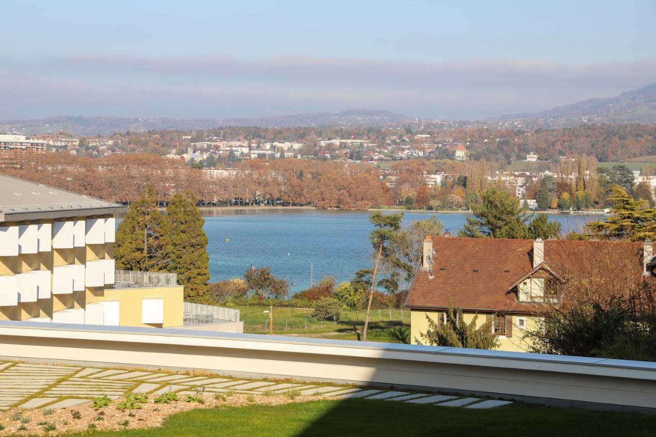 Le Lac Au Bout De La Rue - Garage Et Balcon A Deux Pas Du Centre Annecy Exteriör bild