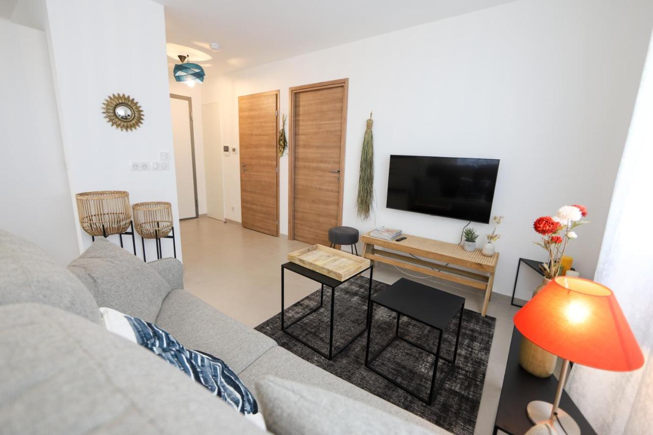 Le Lac Au Bout De La Rue - Garage Et Balcon A Deux Pas Du Centre Annecy Exteriör bild